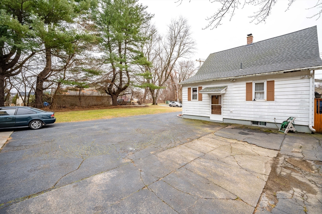 50 Jones Ferry Road Chicopee, MA 01013 - Photo 30 of 36 Gallery Image 30