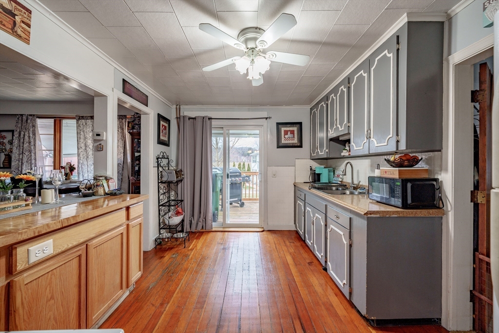 50 Jones Ferry Road Chicopee, MA 01013 - Photo 5 of 36 Gallery Image 5