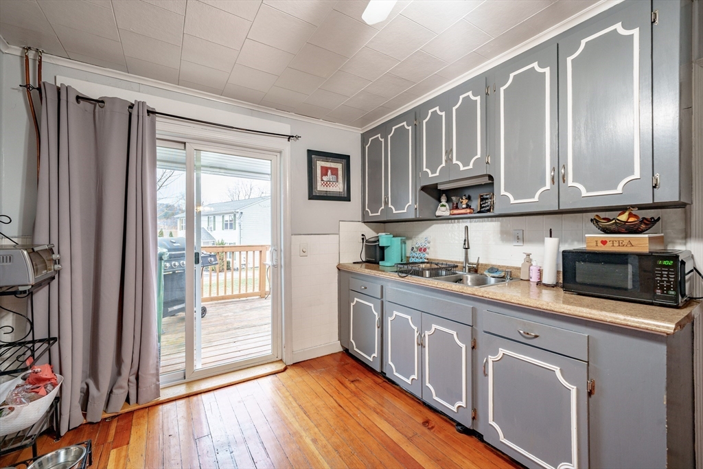 50 Jones Ferry Road Chicopee, MA 01013 - Photo 6 of 36 Gallery Image 6
