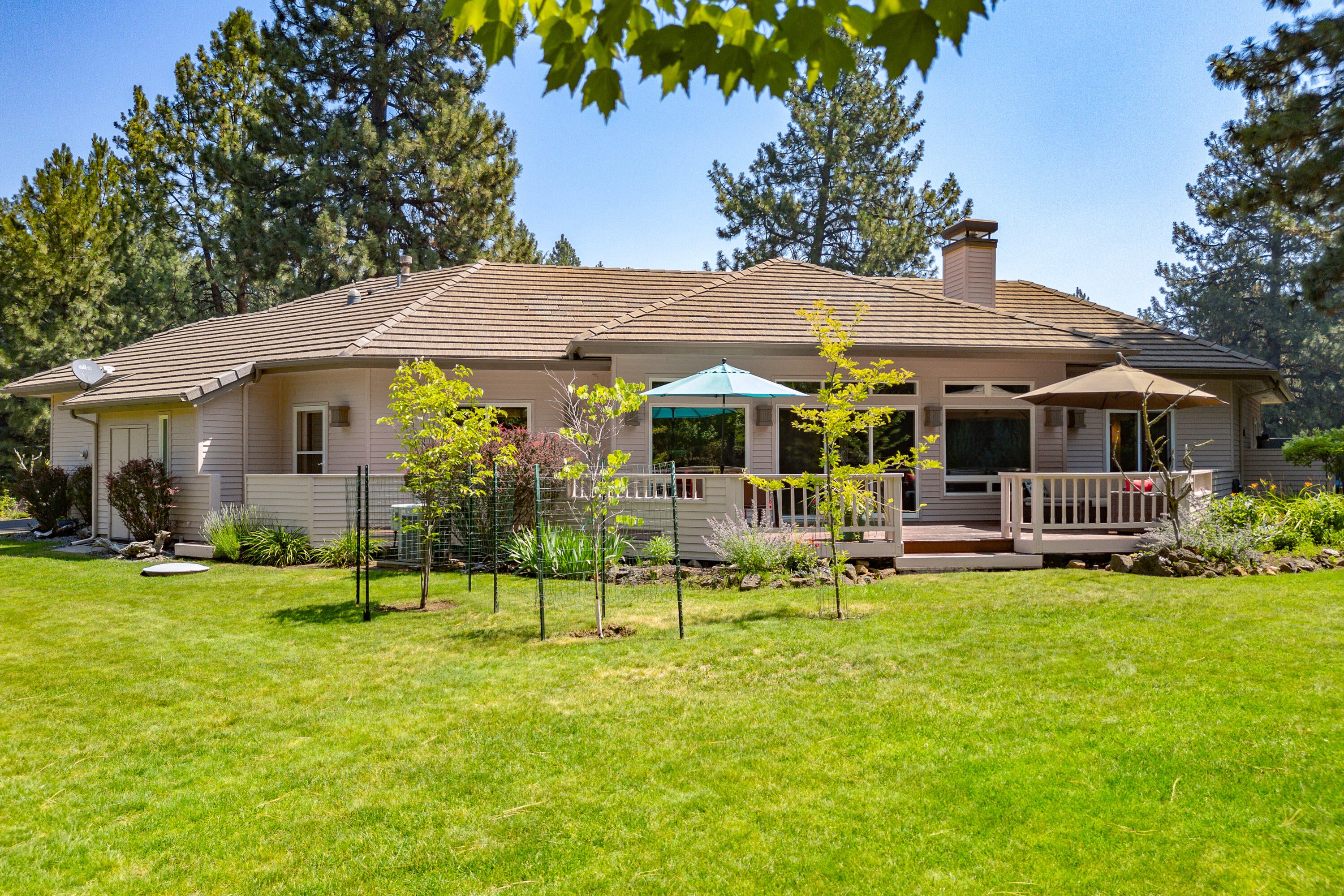 20445 Keystone Court Bend, OR 97702 - Photo 37 of 59 DJI_0180
