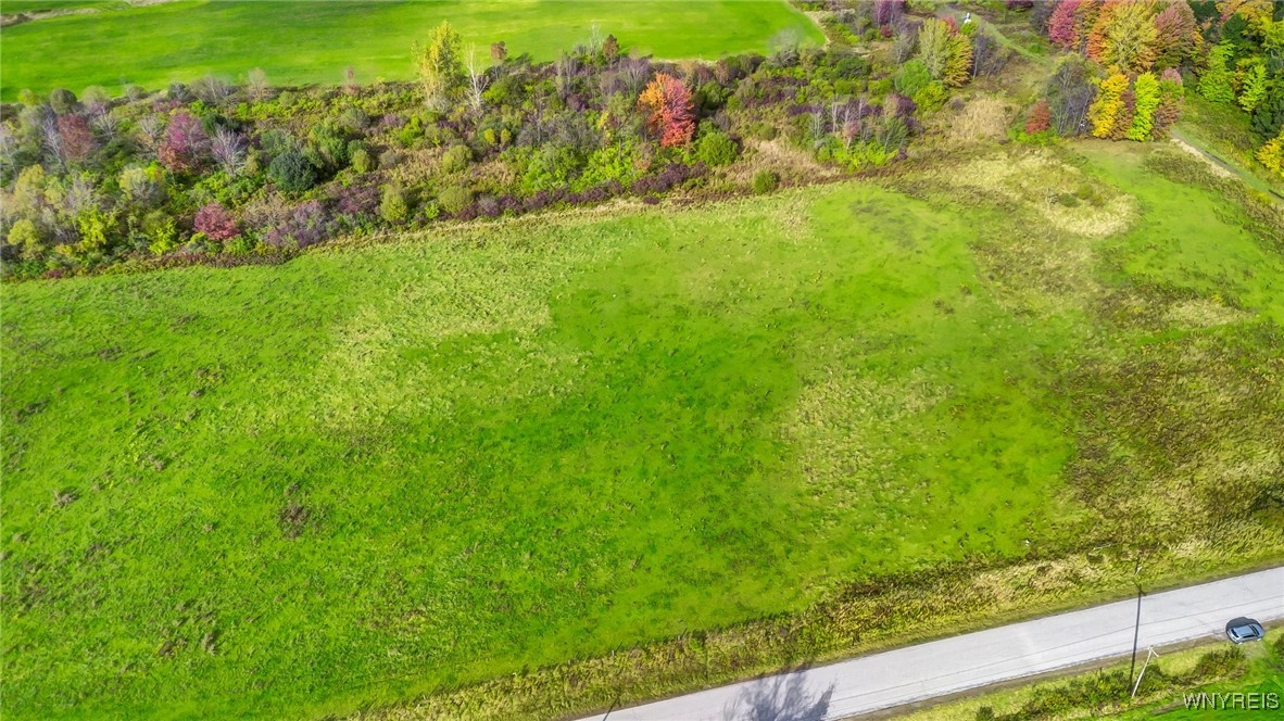 851 Getman Road Bennington, NY 14004 - Photo 2 of 29