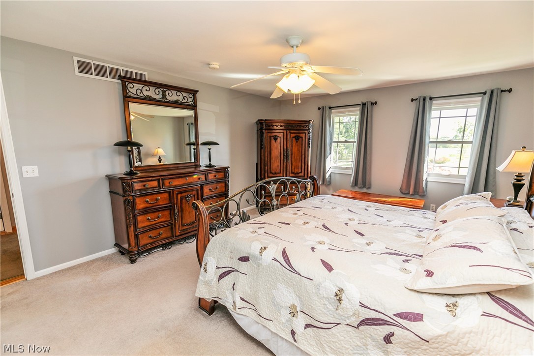 664 Miner Road Cleveland, OH 44143 - Photo 24 of 35