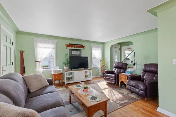 $237,000 | 1245 University Avenue, Adrian, MI 49221