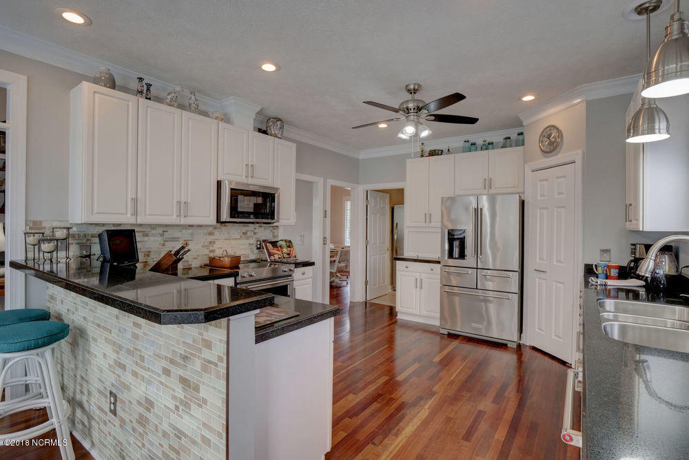 128 Inlet Point Drive Wilmington, NC 28409 - Photo 11 of 63 015_p3199388_89_90_91_92_93_94