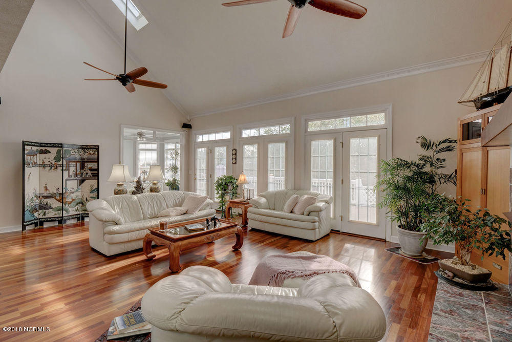 128 Inlet Point Drive Wilmington, NC 28409 - Photo 5 of 63 008_p3199339_40_41_42_43_44_45