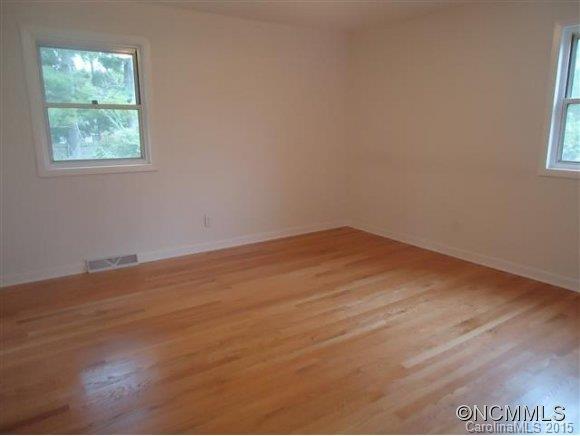 67 Deerlake Road Brevard, NC 28712 - Photo 10 of 17 Gallery Image 10