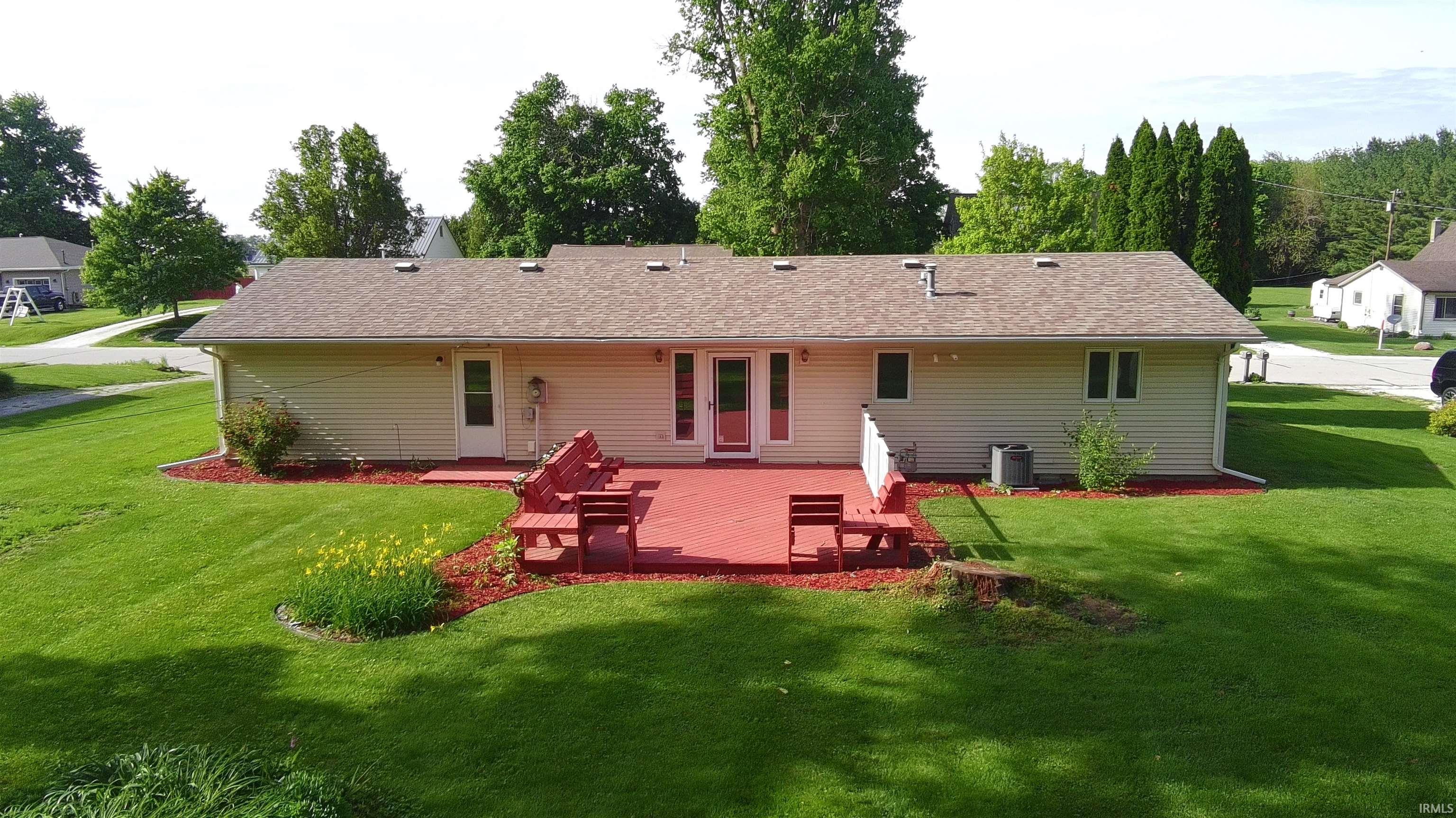 1012 East 3rd Street Fowler, IN 47944 - Photo 3 of 30
