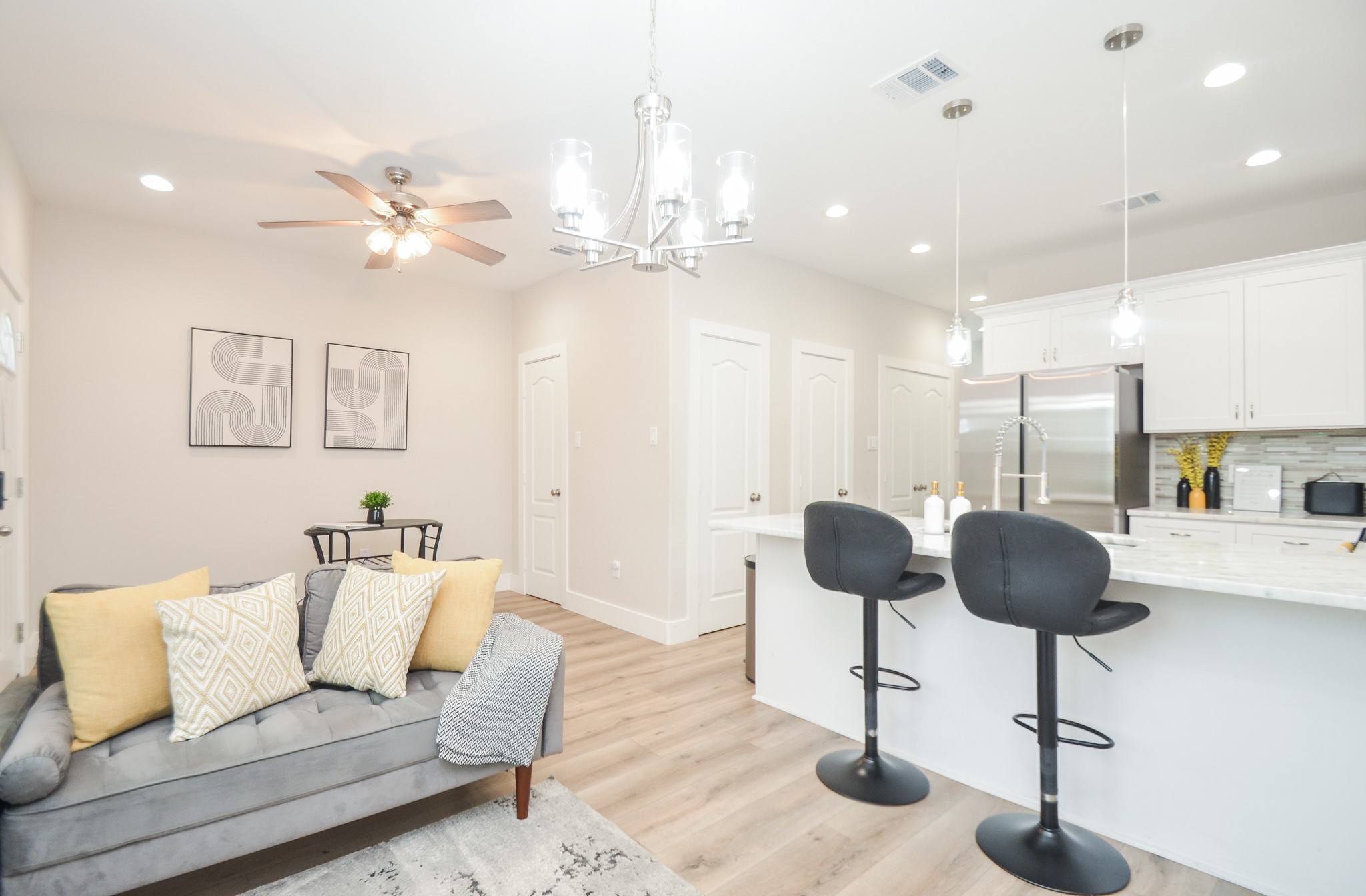 4511 Reed Road Houston, TX 77051 - Photo 12 of 39