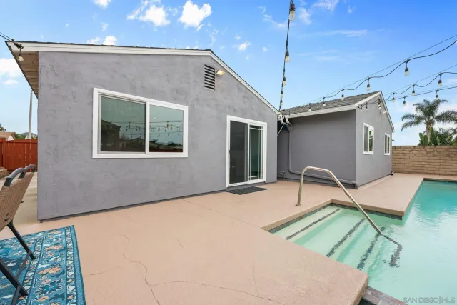 $925,000 | 10364 Woodpark Drive, Santee, CA 92071