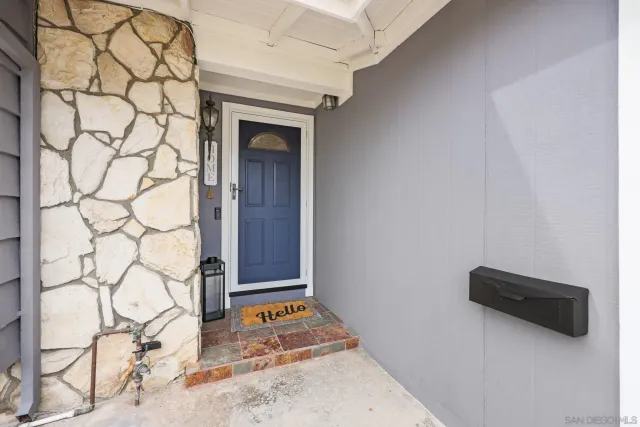 $925,000 | 10364 Woodpark Drive, Santee, CA 92071