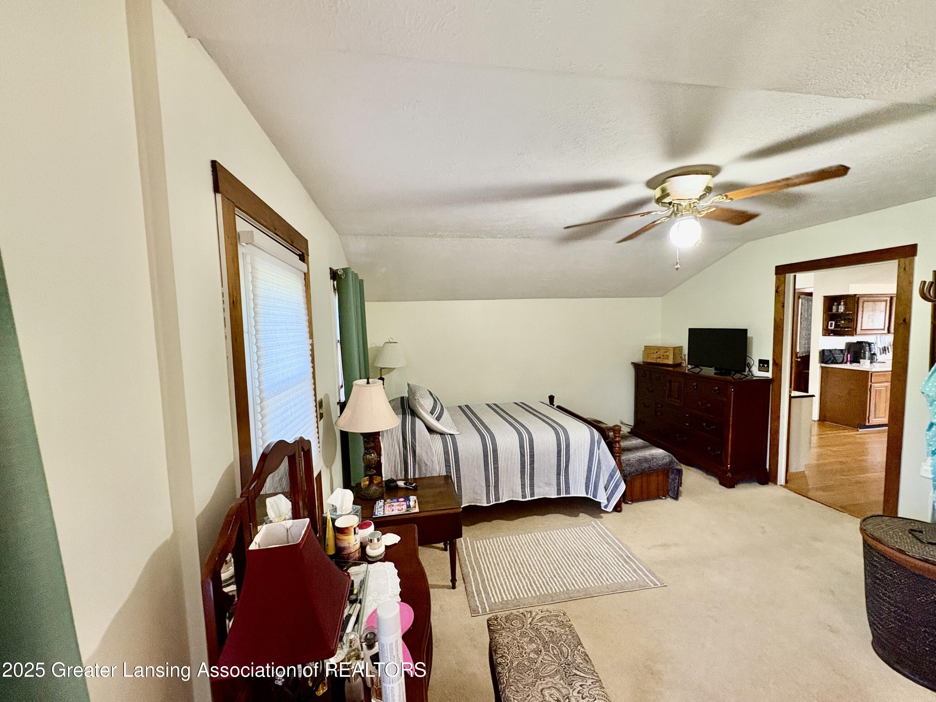 7897 South Grove Road Lansing, MI 48906 - Photo 18 of 49 Primary Bedroom