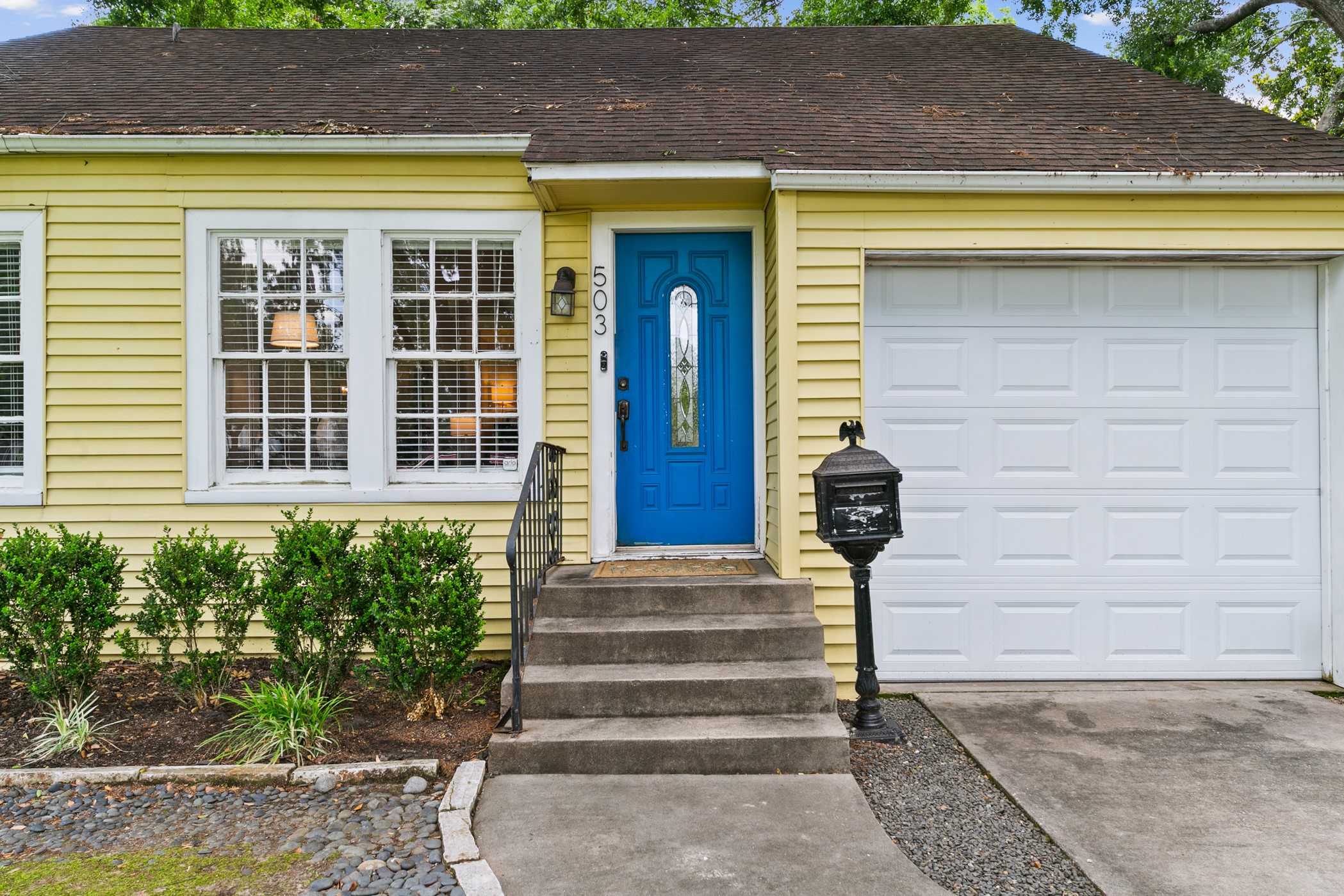 503 West 33rd Street Houston, TX 77018 - Photo 2 of 34