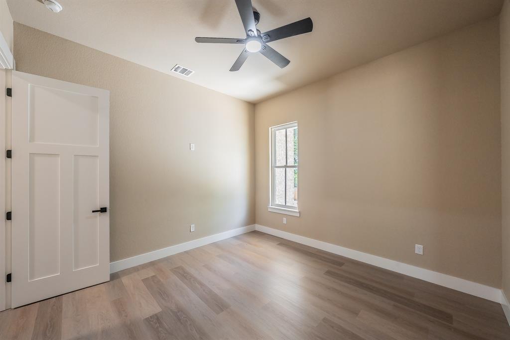 114 Ridgeline Drive Chico, TX 76431 - Photo 19 of 38 Bedroom 2
