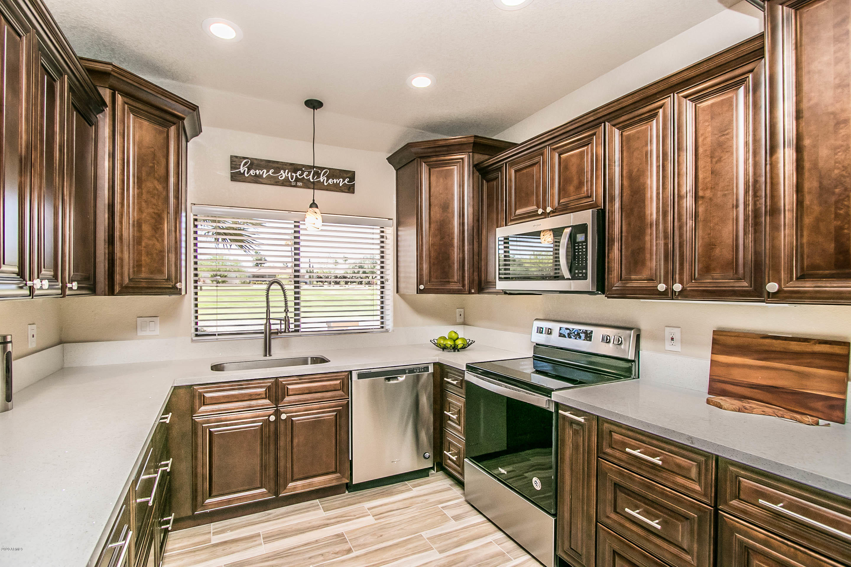 26426 North Trails End Rio Verde, AZ 85263 - Photo 20 of 52 Kitchen