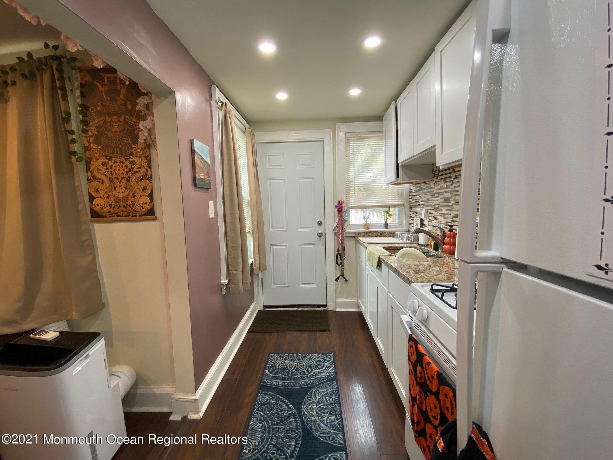 3107 Kearsarge Road Camden, NJ 08104 - Photo 17 of 39 3107 Kearsarge kitchen