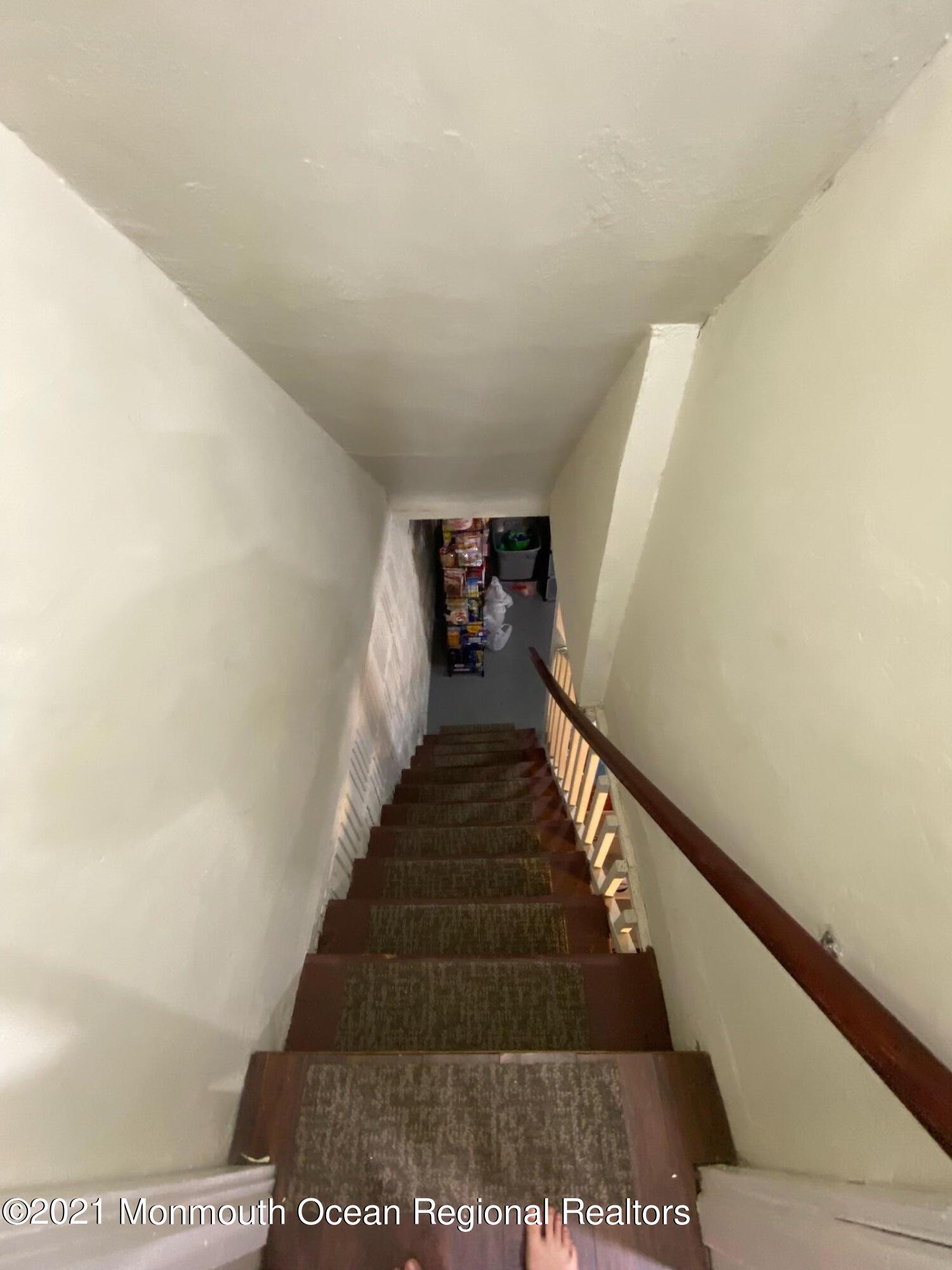3107 Kearsarge Road Camden, NJ 08104 - Photo 31 of 39 3107 Kearsarge basement steps from first