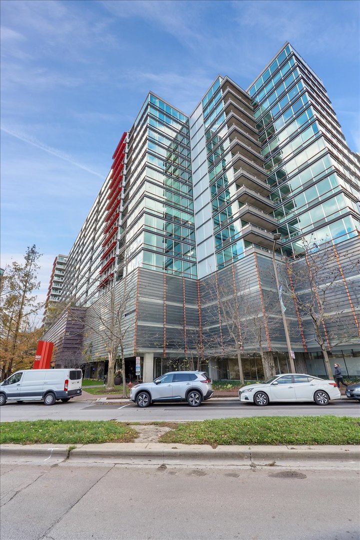 800 Elgin Road, Unit 1305 Evanston, IL 60201 - Photo 1 of 19 Gallery Image 1