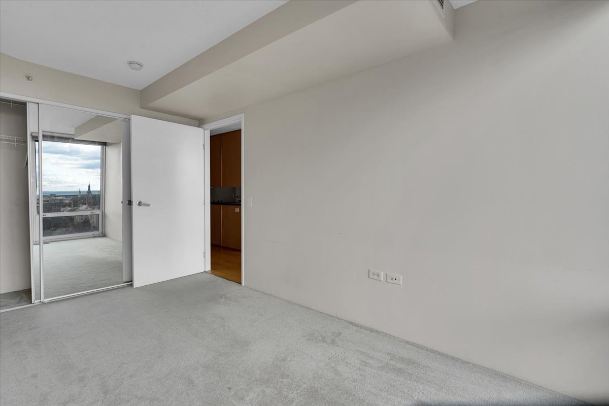 800 Elgin Road, Unit 1305 Evanston, IL 60201 - Photo 3 of 19 Gallery Image 3