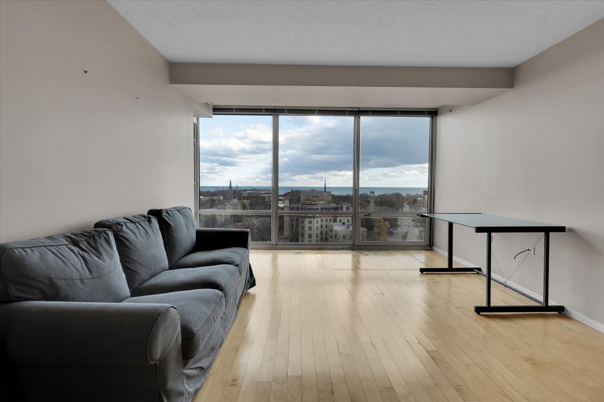 800 Elgin Road, Unit 1305 Evanston, IL 60201 - Photo 4 of 19 Gallery Image 4