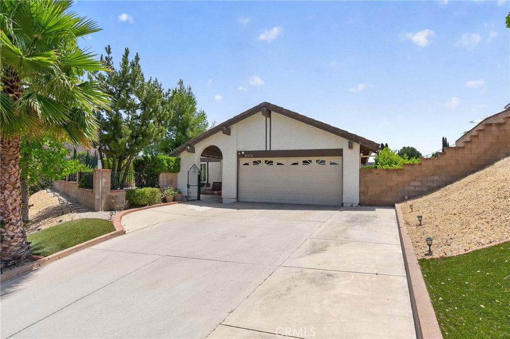 11656 Amigo Avenue Porter Ranch, CA 91326 - Photo 44 of 45