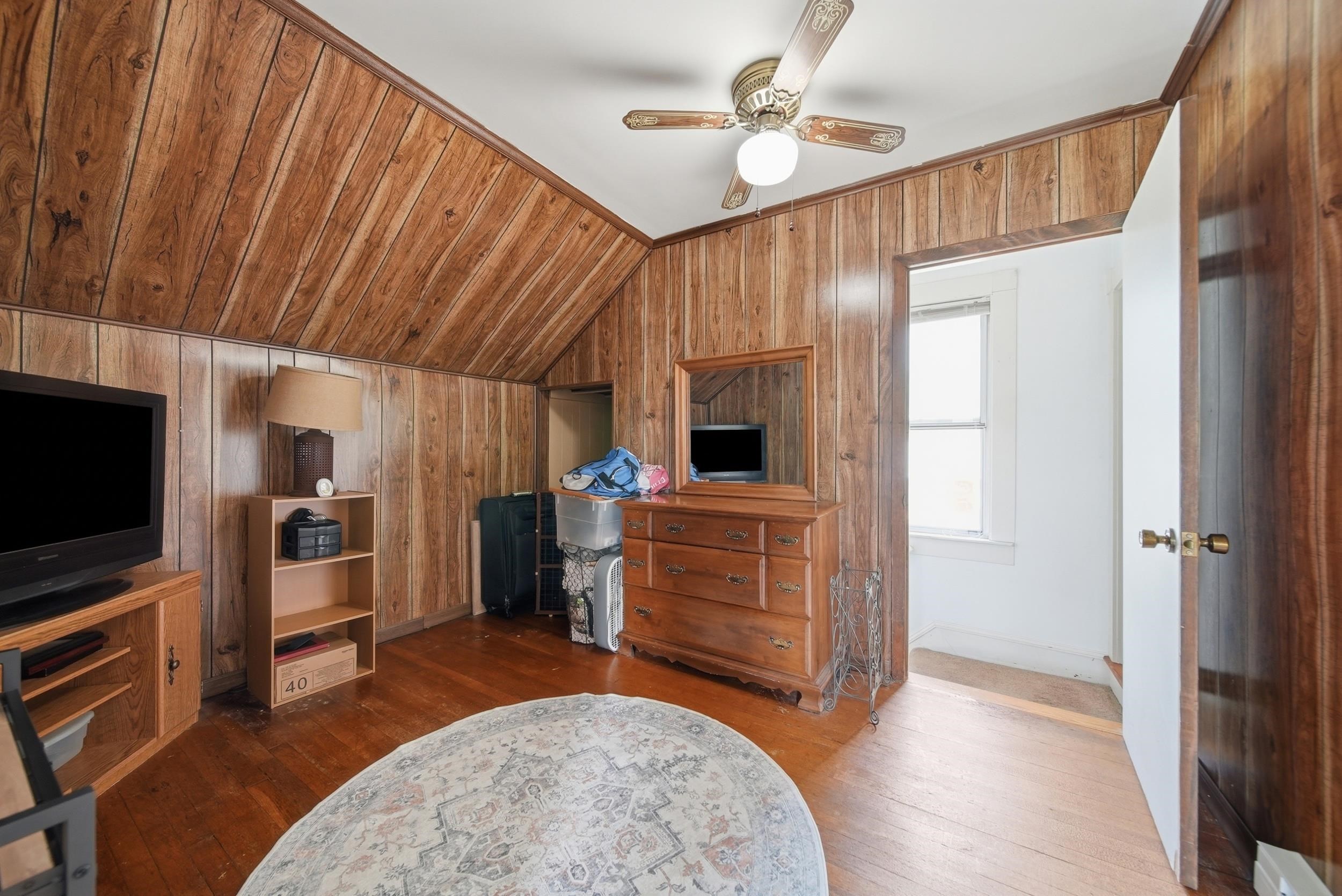 11 Pershing Street Manchester, NH 03102 - Photo 14 of 22