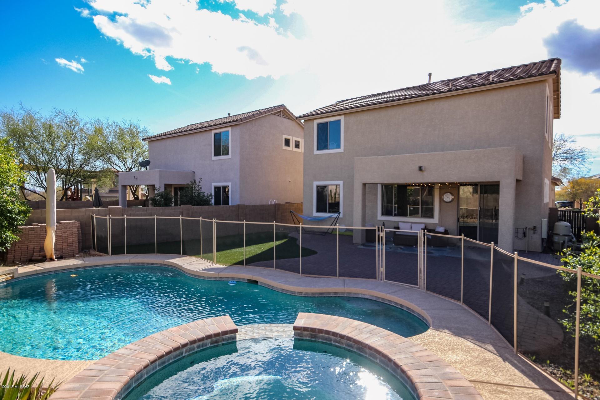 12866 Bloomington Loop Oro Valley, AZ 85755 - Photo 30 of 32
