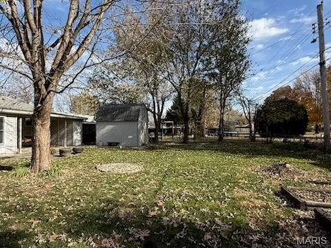 $169,900 | 2620 Carolyn Boulevard, Granite City, IL 62040