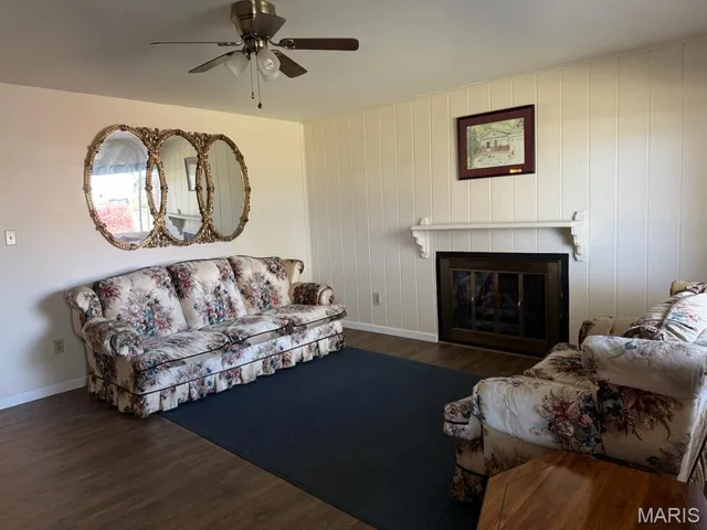 $169,900 | 2620 Carolyn Boulevard, Granite City, IL 62040