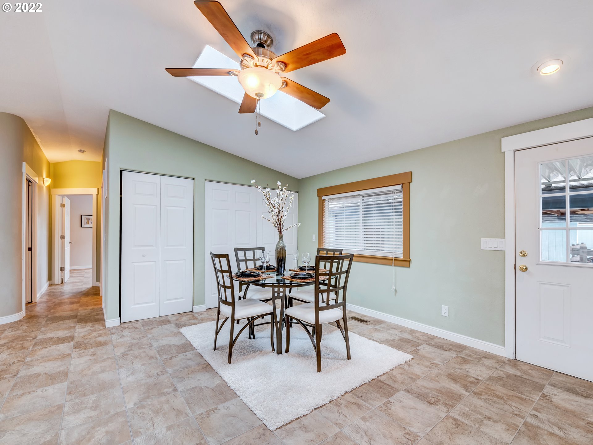 452 South 53rd Street Springfield, OR 97478 - Photo 9 of 26 a view of a dining room with furniture
