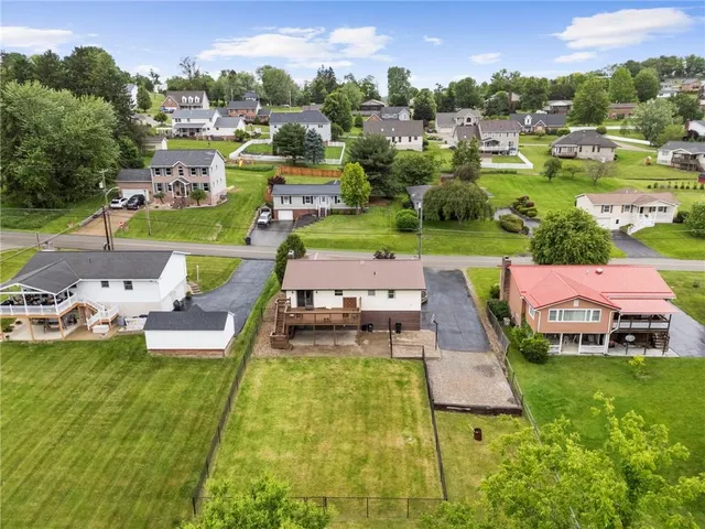 $330,000 | 174 Hague Lane, Uniontown, PA 15401