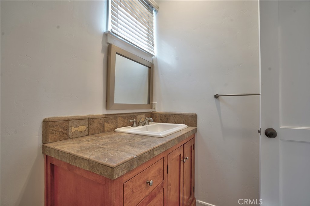 2323 Pio Pico Drive Carlsbad, CA 92008 - Photo 12 of 44