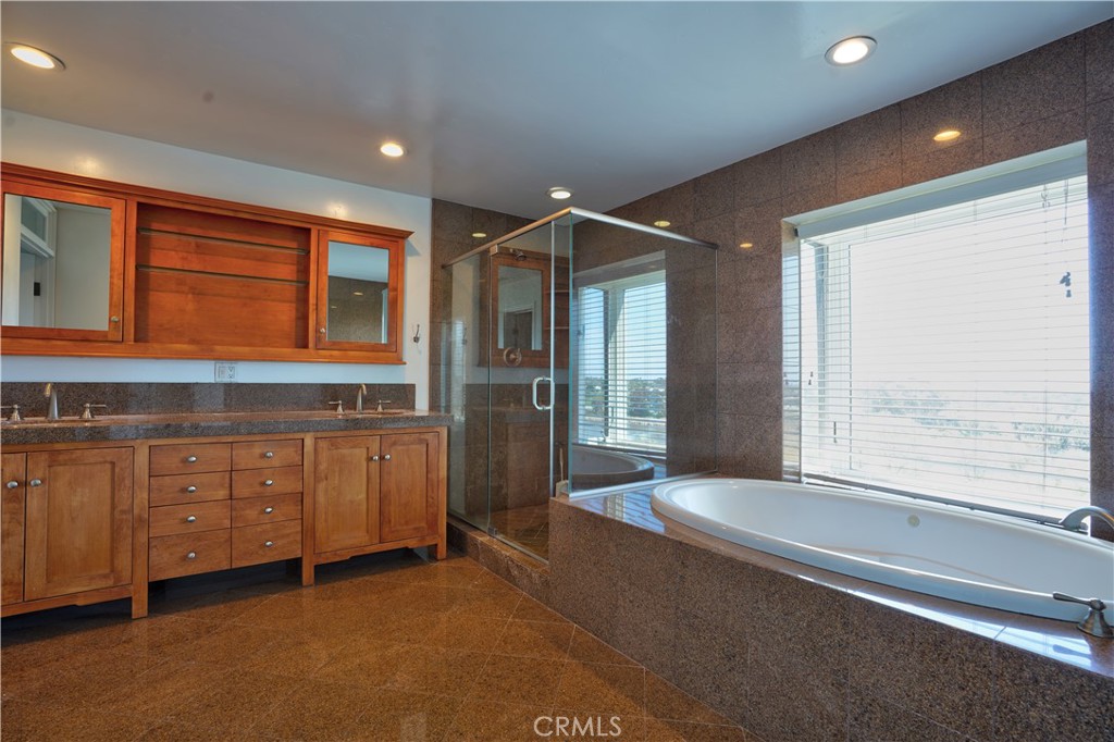 2323 Pio Pico Drive Carlsbad, CA 92008 - Photo 29 of 44