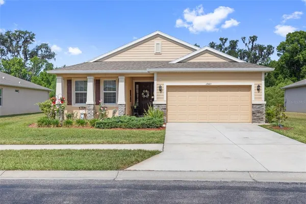 $424,990 | 12421 Eastpointe Drive, Dade City, FL 33525