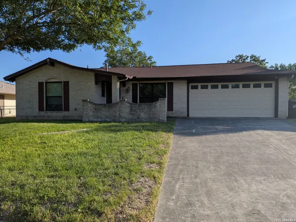 $2,175 | 6618 Cloverbend Street, Leon Valley, TX 78238