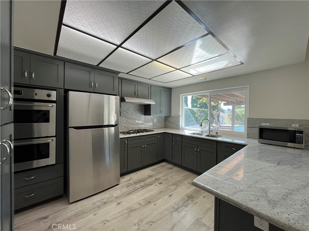 11735 La Tierra Court Porter Ranch, CA 91326 - Photo 6 of 21