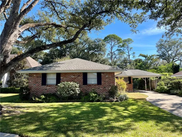 $2,200 | 715 Ashlawn Drive, Harahan, LA 70123