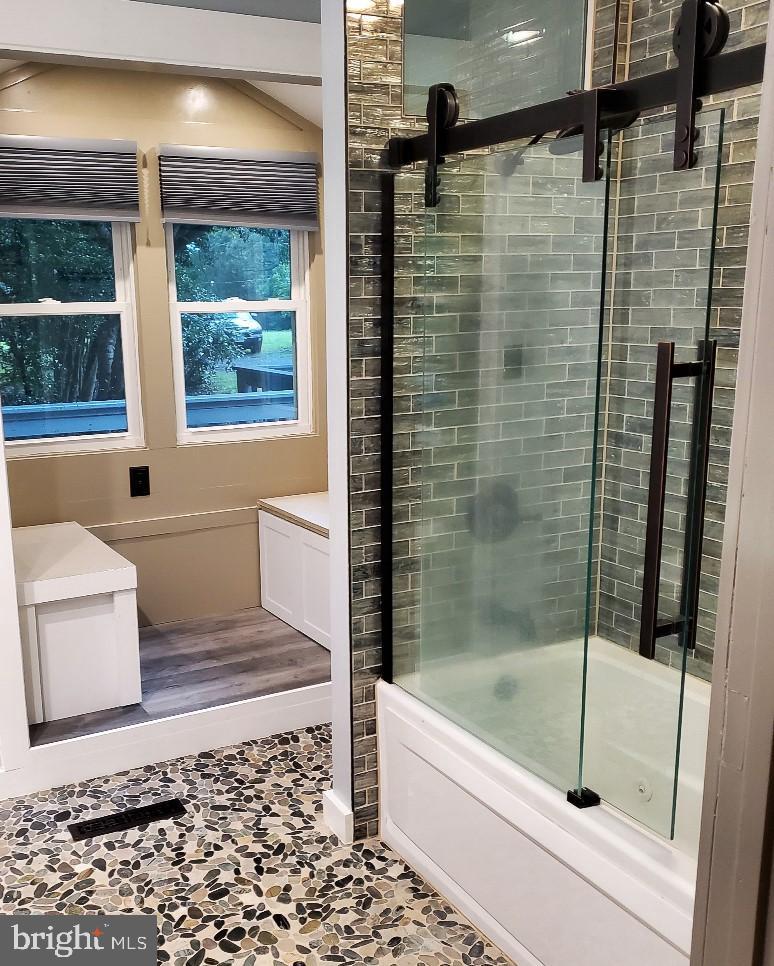 12169 Ridge Road King George, VA 22485 - Photo 24 of 37 Master Bathroom Front view - Right