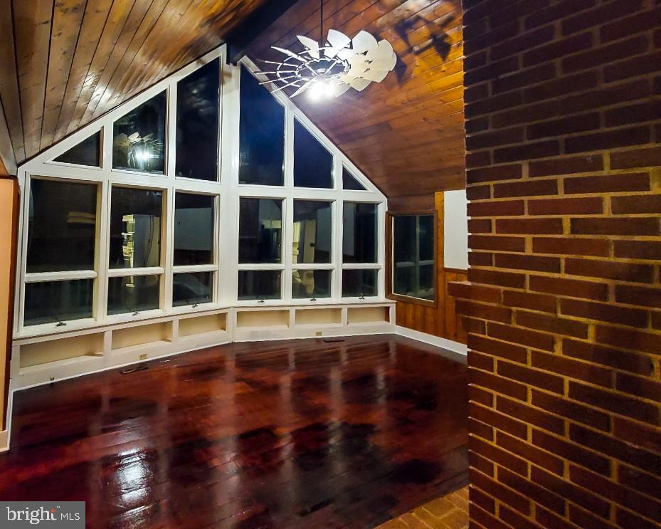 12169 Ridge Road King George, VA 22485 - Photo 6 of 37 Great Room- Front