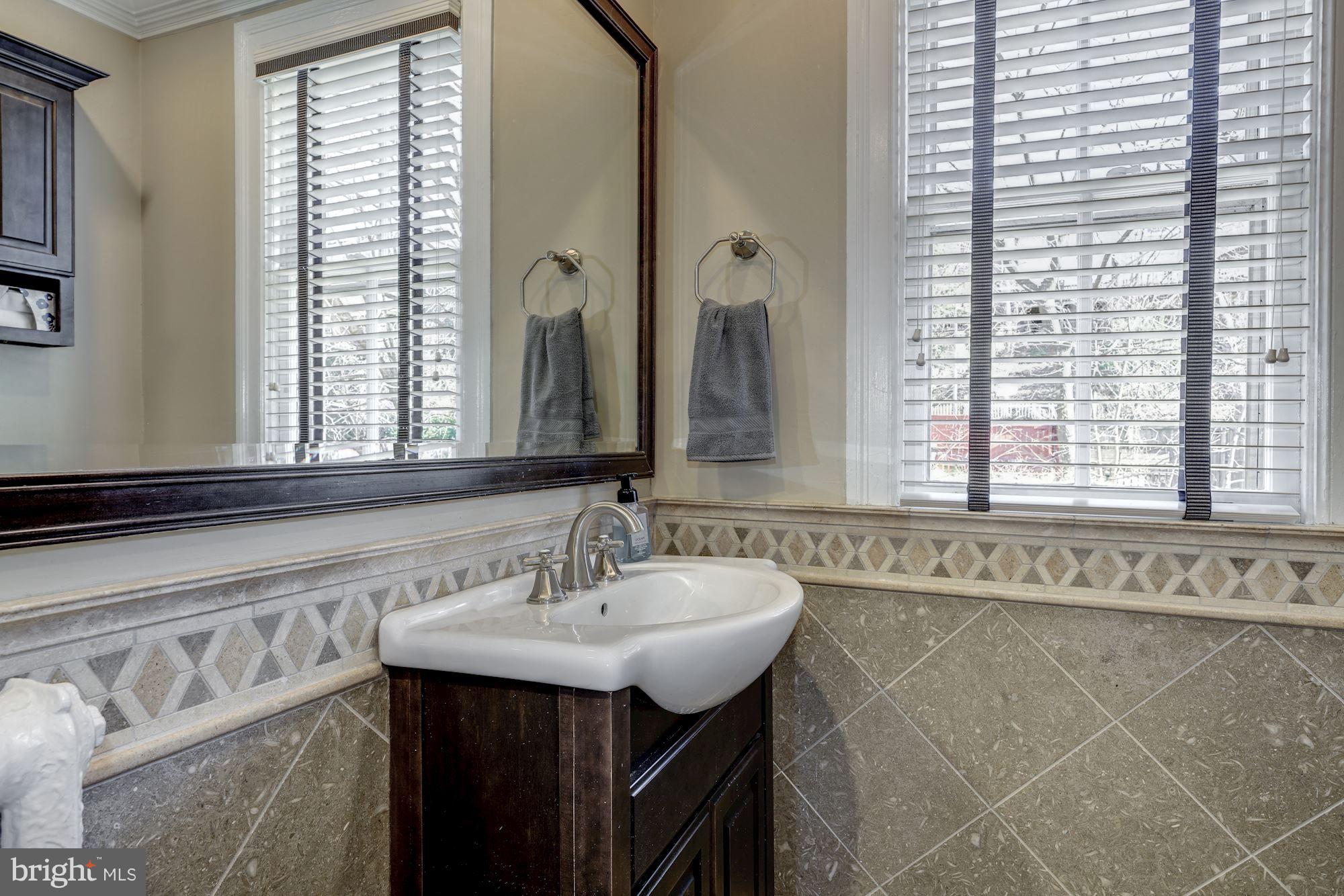 2051 Park Road Northwest Washington, DC 20010 - Photo 24 of 32 3rd Floor Bathroom
