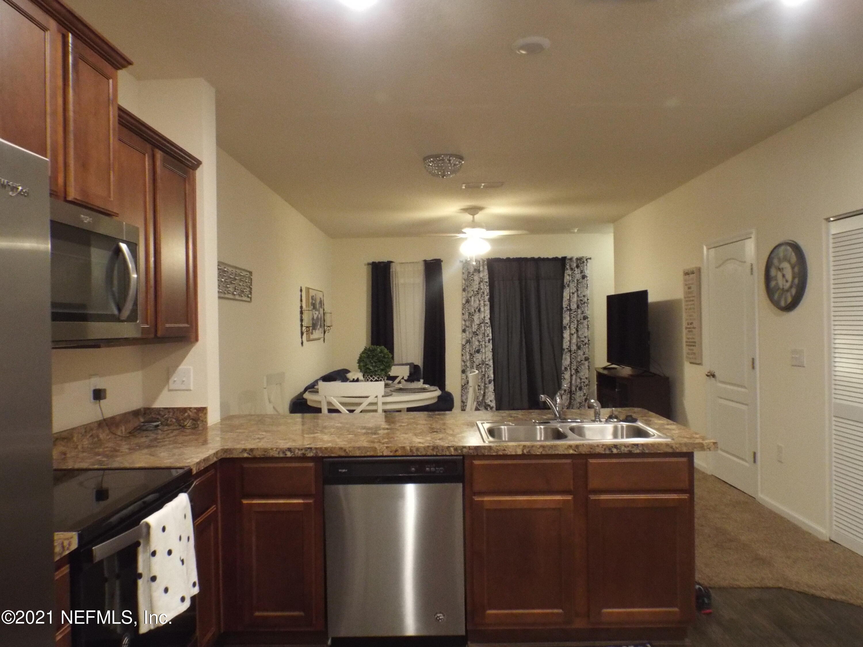 8043 Echo Springs Road Jacksonville, FL 32256 - Photo 8 of 23 DSCF2273