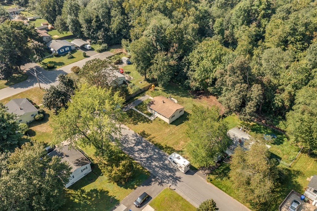 72 Wachusett Street Springfield, MA 01118 - Photo 2 of 28 a view of lake view