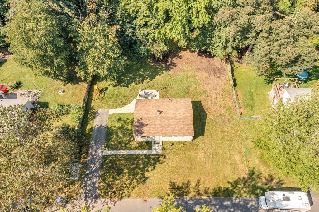 72 Wachusett Street Springfield, MA 01118 - Photo 3 of 28 a picture of lake view
