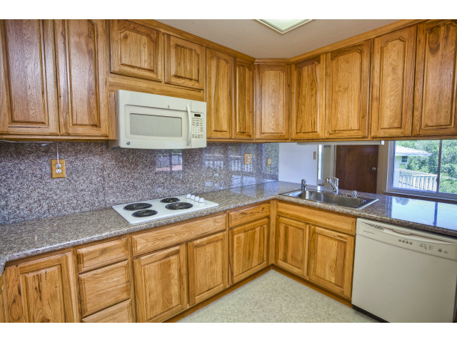1245 North Road Belmont, CA 94002 - Photo 11 of 25 Gallery Image 11