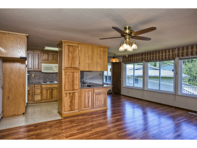 1245 North Road Belmont, CA 94002 - Photo 8 of 25 Gallery Image 8