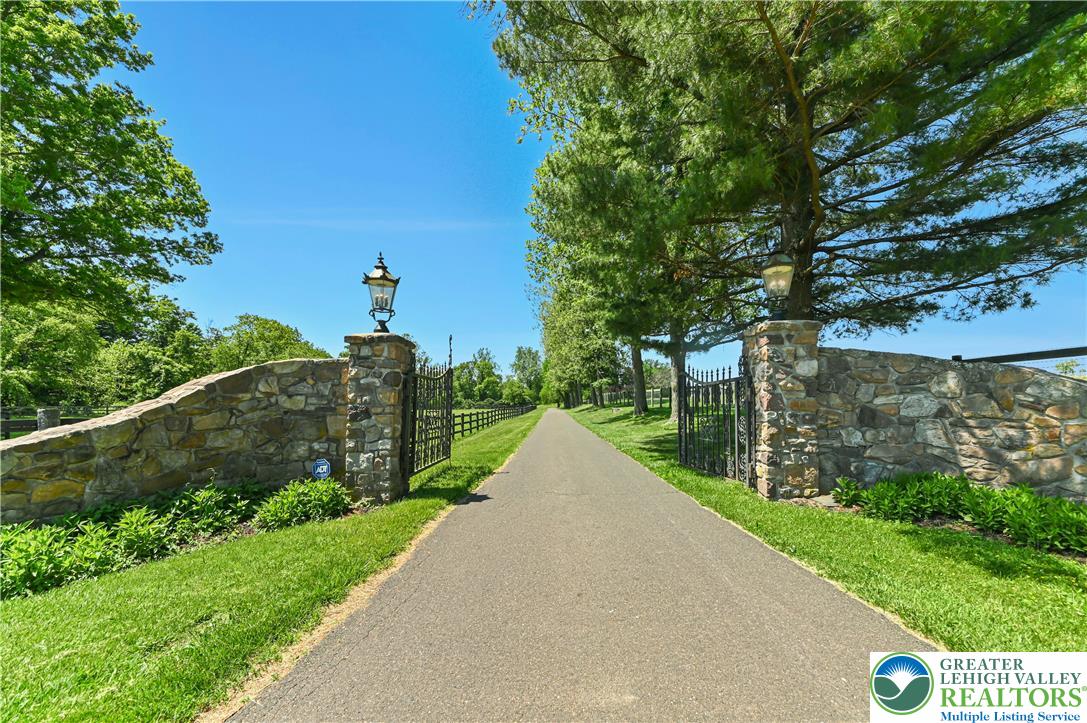 1194 Street Road Buckingham, PA 18938 - Photo 3 of 56