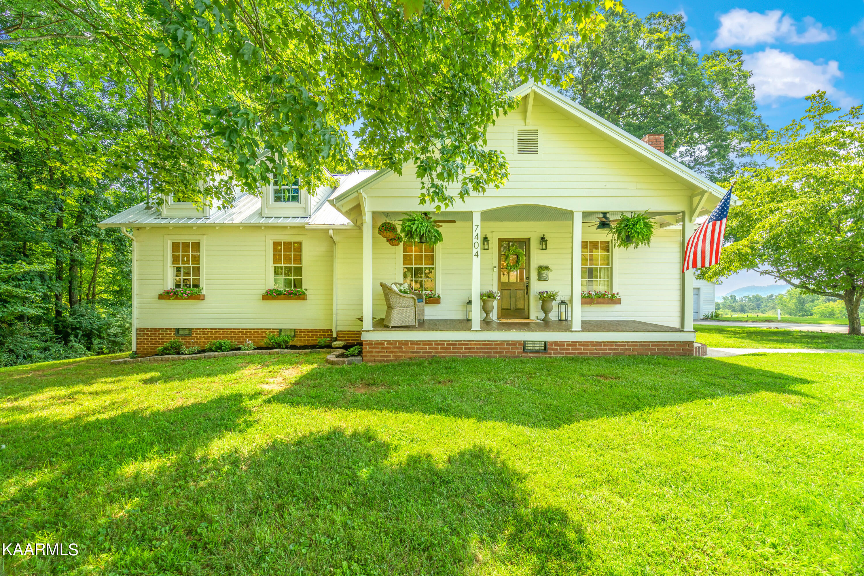 7404 Ridgeview Road Corryton, TN 37721 - Photo 1 of 60 7404 Ridgeview Road-46