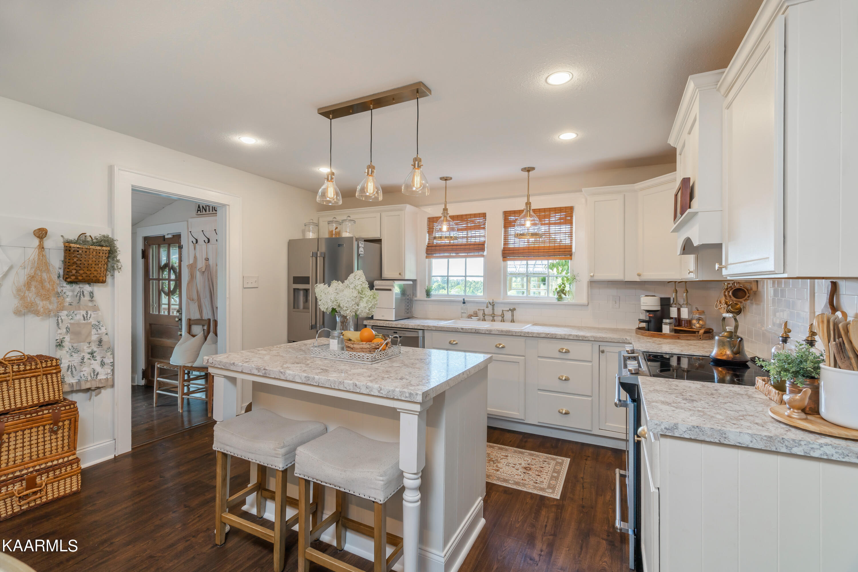 7404 Ridgeview Road Corryton, TN 37721 - Photo 16 of 60 7404 Ridgeview Road-15