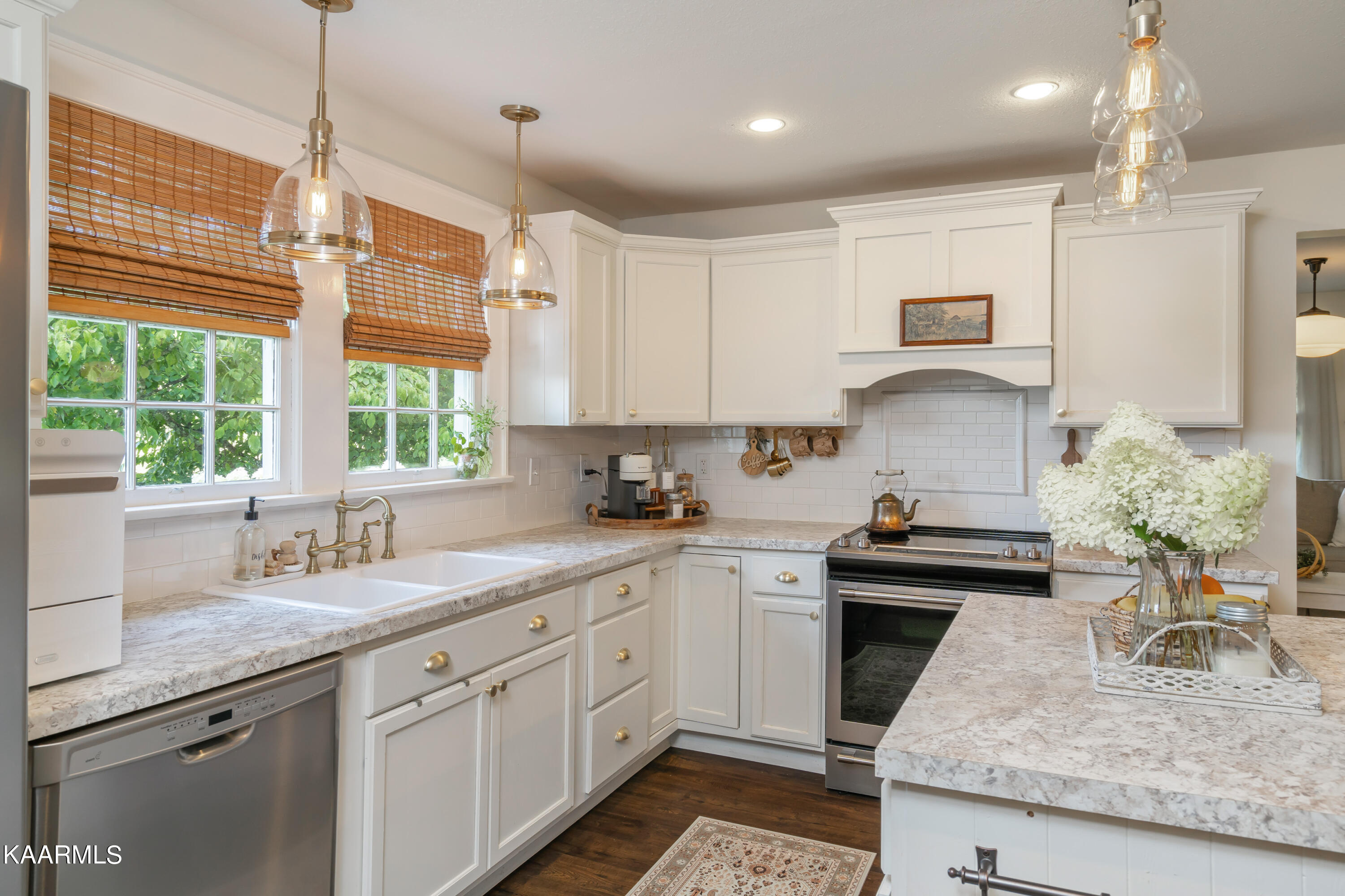7404 Ridgeview Road Corryton, TN 37721 - Photo 17 of 60 7404 Ridgeview Road-16