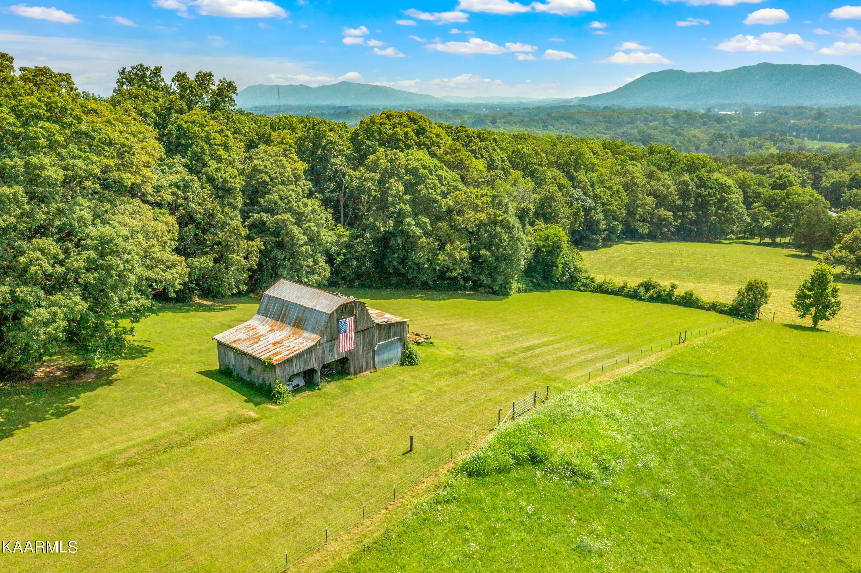 7404 Ridgeview Road Corryton, TN 37721 - Photo 57 of 60 7404 Ridgeview Road-73