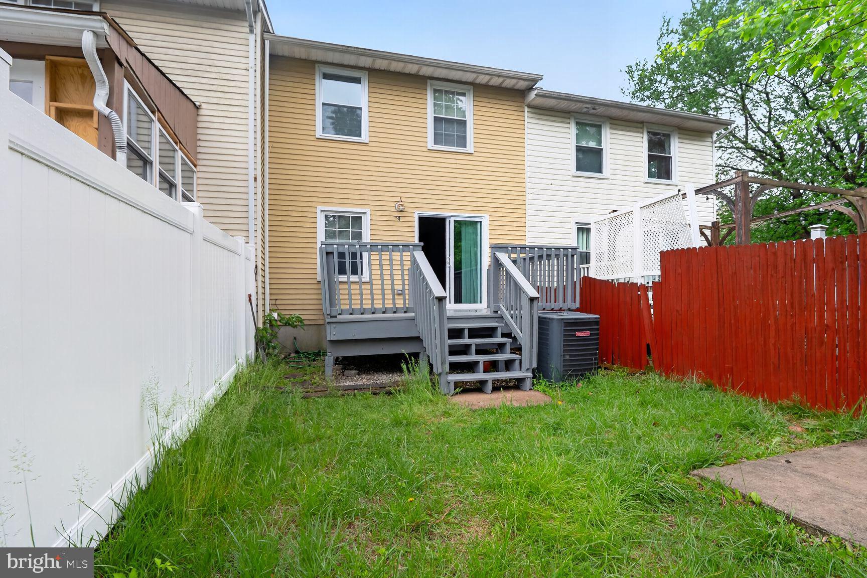 5326 King Arthur Circle Baltimore, MD 21237 - Photo 14 of 15